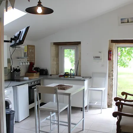 Les Noyers Saint-Savinien